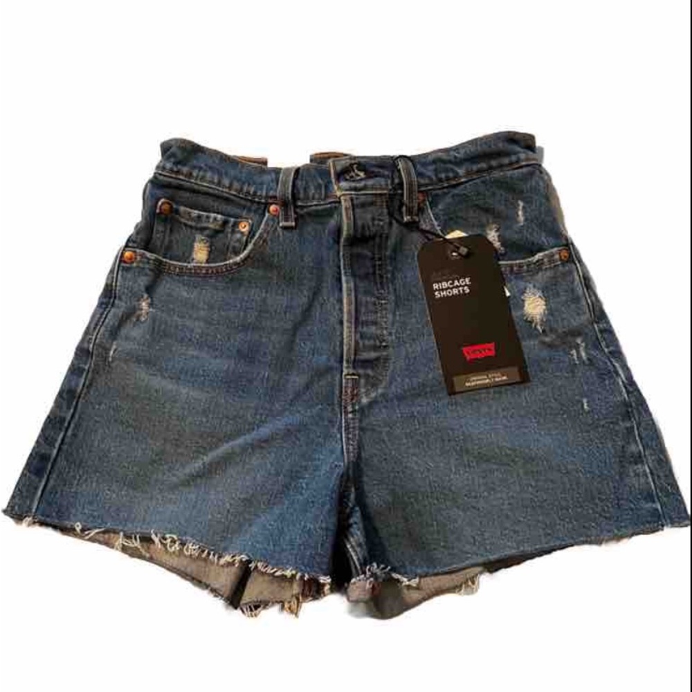 *NWT* levi’s ribcage jean shorts